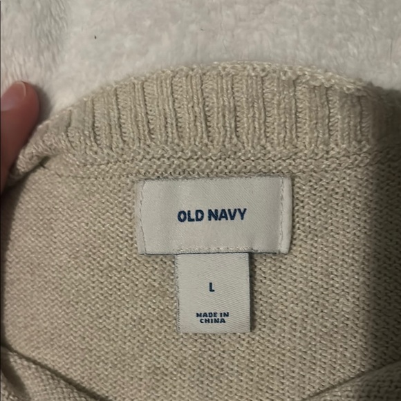Old Navy Cream Crew Neck Sweater - Picture 2 of 2
